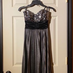 Grey and Black Sequined Prom/Formal Dress